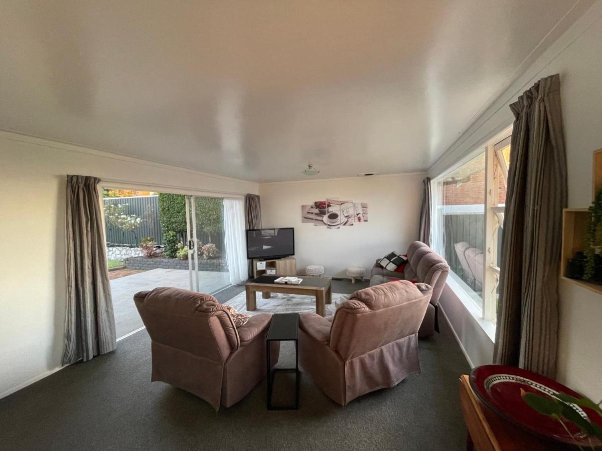 Home With A View Otorohanga Bagian luar foto